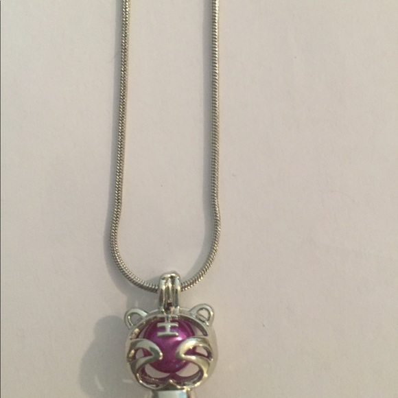 Sterling Silver Cage Pendants /with Pearls & Chain - Picture 4 of 5